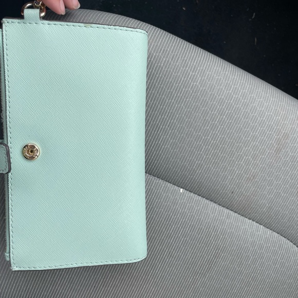 Michael Kors wristlet - Picture 5 of 5